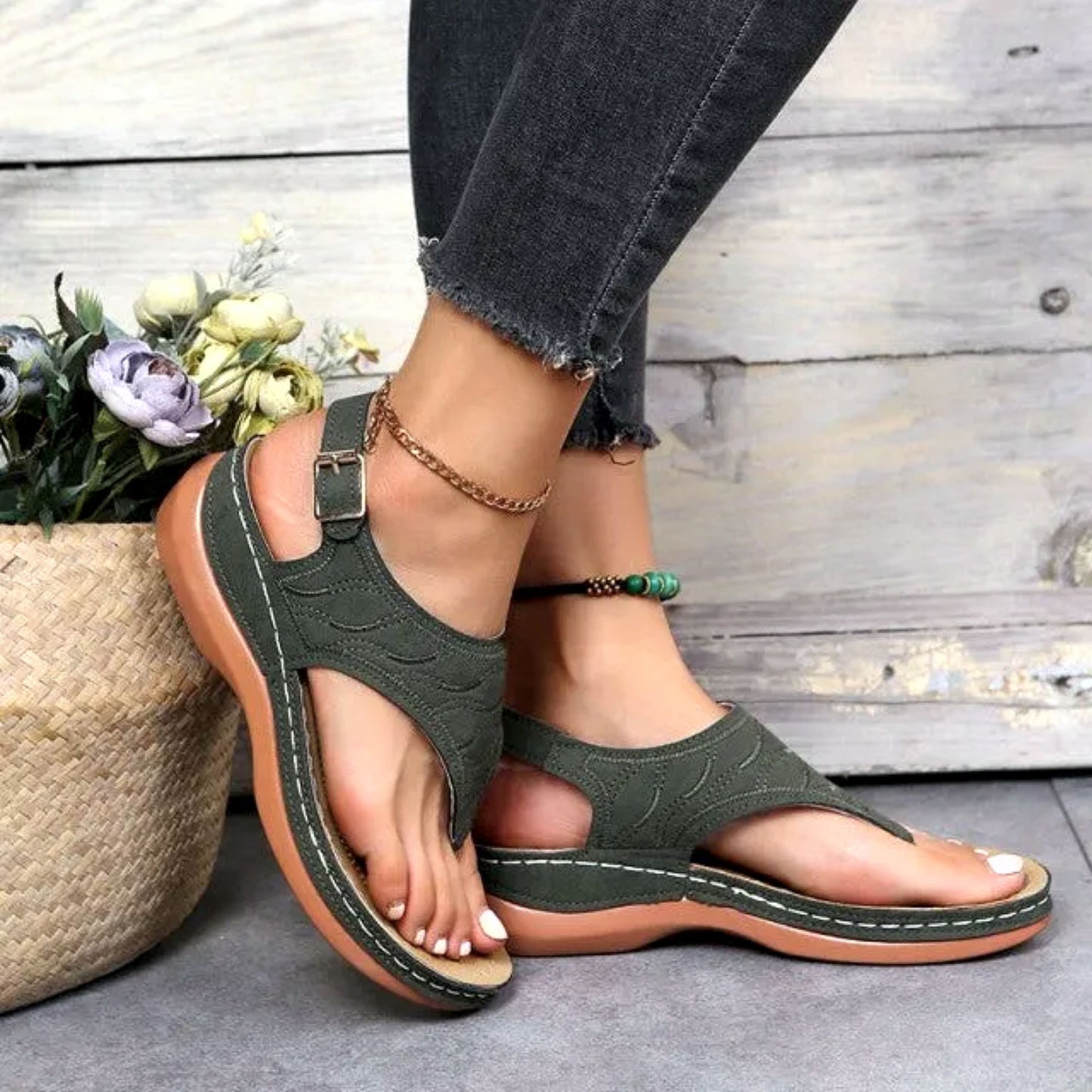 Retro Embroidery Pattern Wedge Sandals